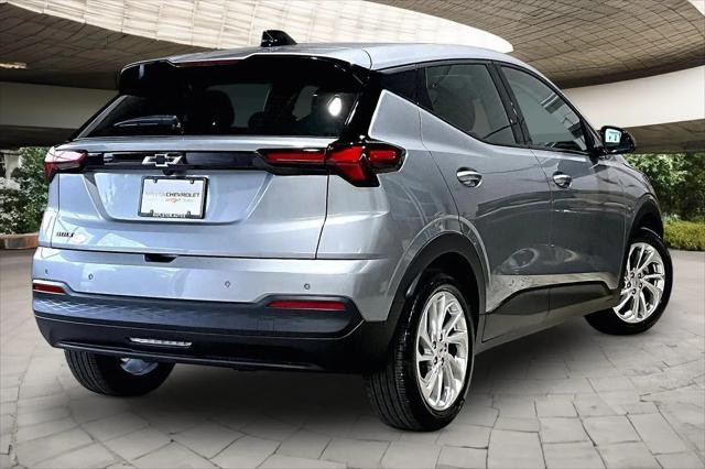 2027 Chevrolet Bolt LT FWD
