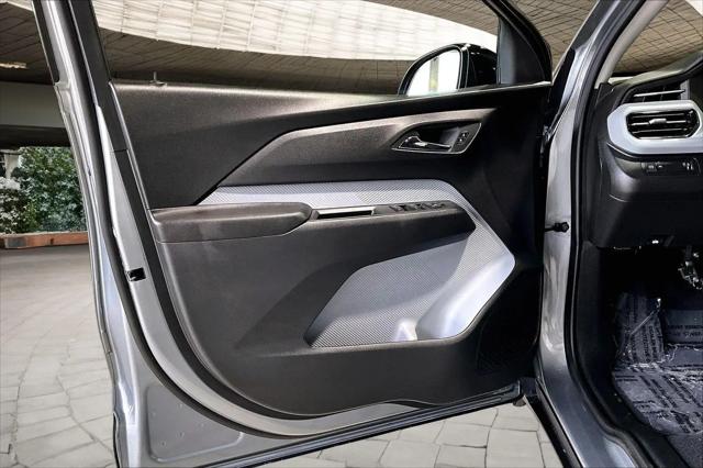 2027 Chevrolet Bolt LT FWD