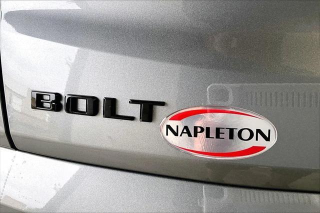 2027 Chevrolet Bolt LT FWD