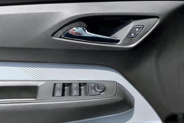 2027 Chevrolet Bolt LT FWD