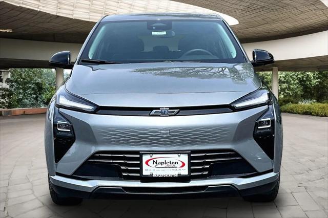 2027 Chevrolet Bolt LT FWD