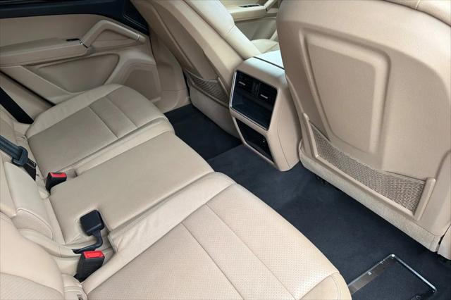 2023 Porsche Cayenne Cayenne