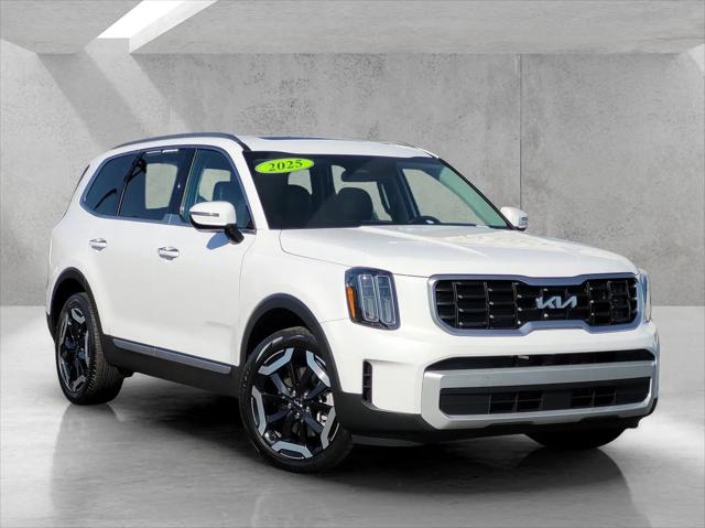 2025 Kia Telluride S for sale in Fresno, CA