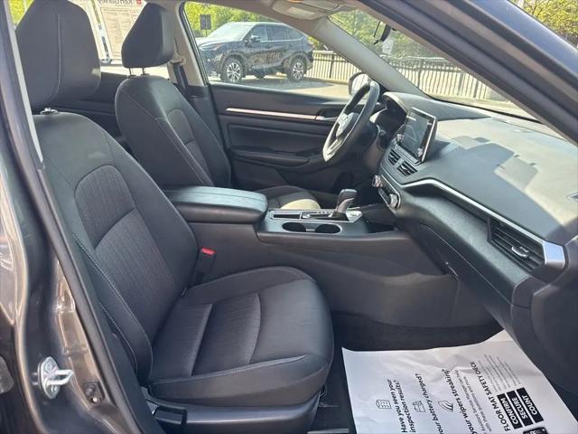 2022 Nissan Altima SV FWD