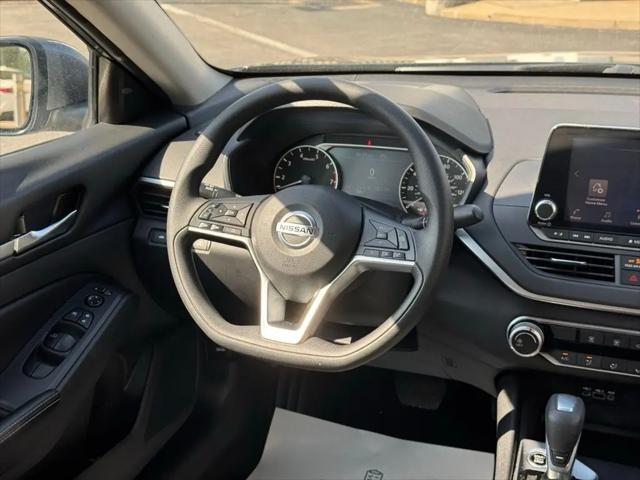 2022 Nissan Altima SV FWD