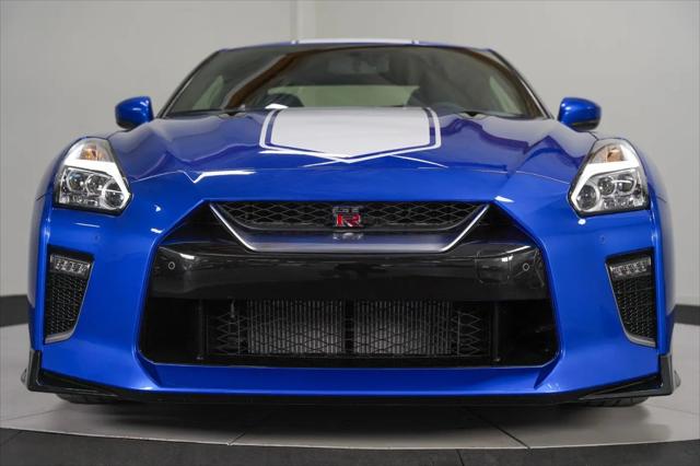 2020 Nissan GT-R Premium Dual-clutch 6-Speed Transmission