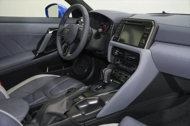 2020 Nissan GT-R Premium Dual-clutch 6-Speed Transmission