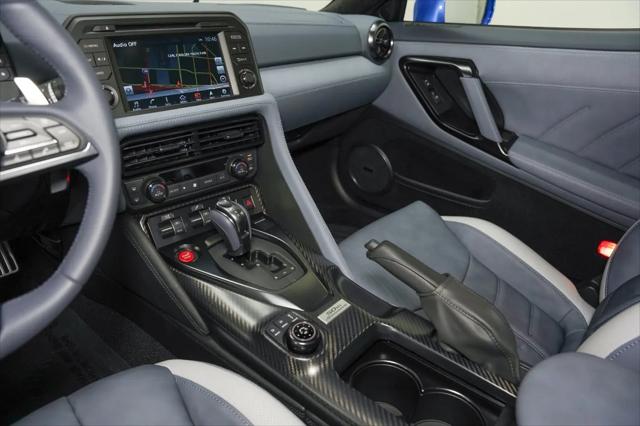 2020 Nissan GT-R Premium Dual-clutch 6-Speed Transmission