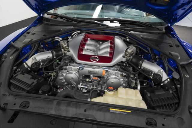 2020 Nissan GT-R Premium Dual-clutch 6-Speed Transmission