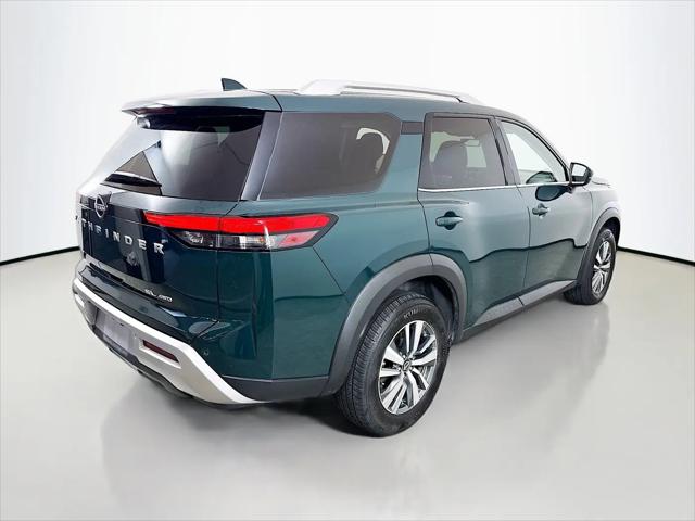 2025 Nissan Pathfinder SL 4WD