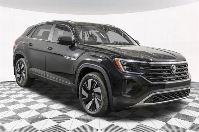 2026 Volkswagen Atlas Cross Sport SE with Technology