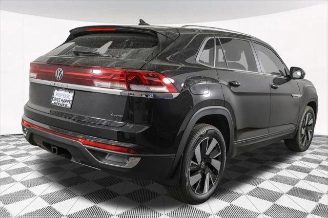 2026 Volkswagen Atlas Cross Sport SE with Technology