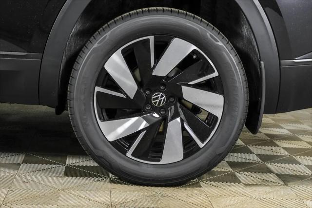 2026 Volkswagen Atlas Cross Sport SE with Technology