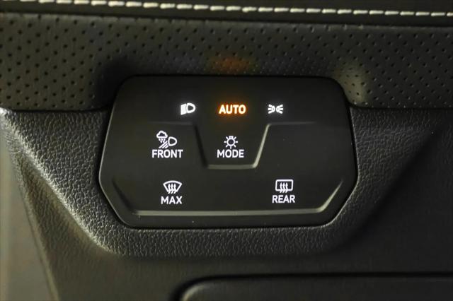 2026 Volkswagen Atlas Cross Sport SE with Technology