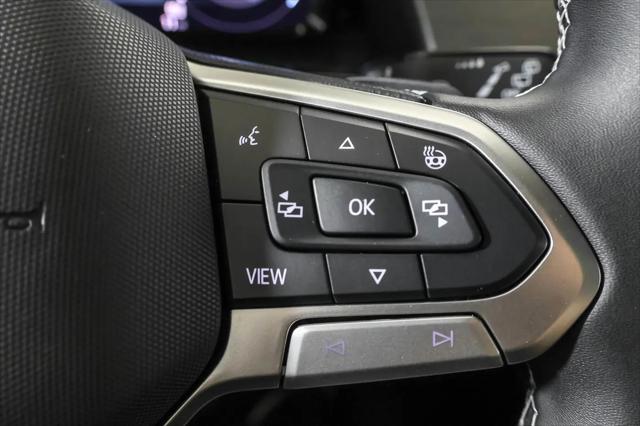 2026 Volkswagen Atlas Cross Sport SE with Technology