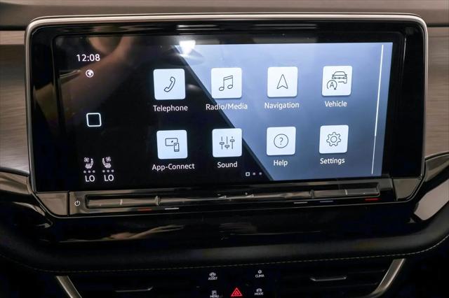2026 Volkswagen Atlas Cross Sport SE with Technology