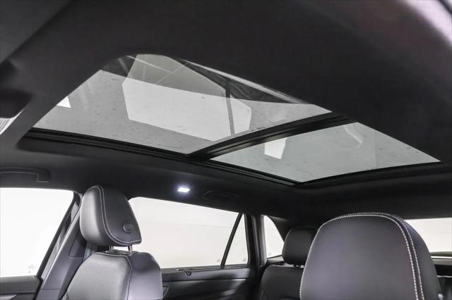 2026 Volkswagen Atlas Cross Sport SE with Technology