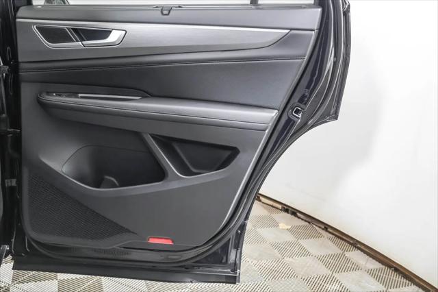 2026 Volkswagen Atlas Cross Sport SE with Technology