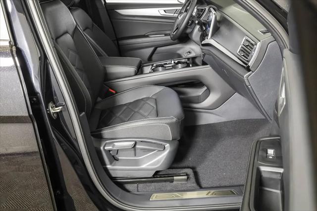 2026 Volkswagen Atlas Cross Sport SE with Technology
