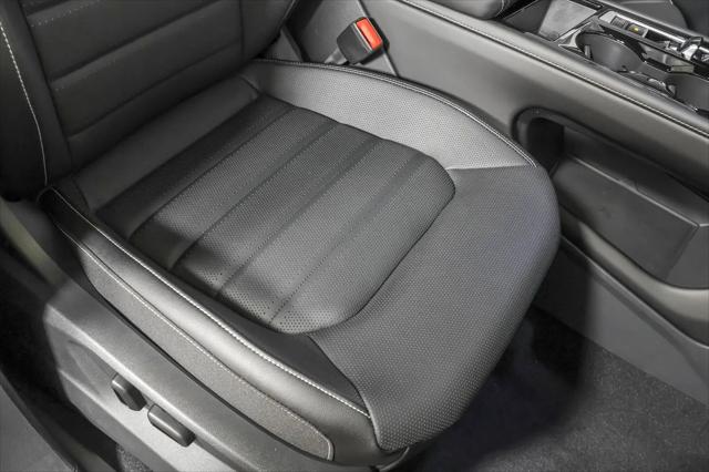 2026 Volkswagen Atlas Cross Sport SEL R-Line Black