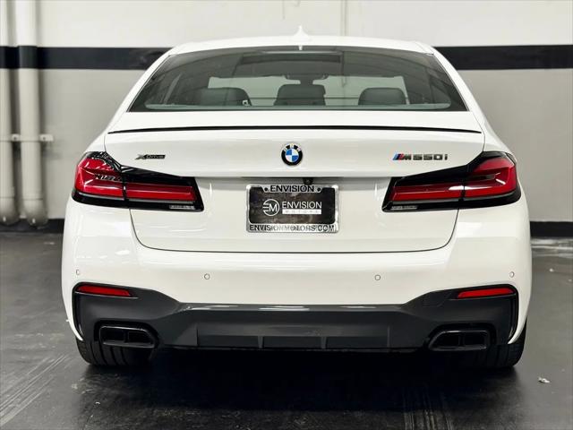 2023 BMW M5 i xDrive