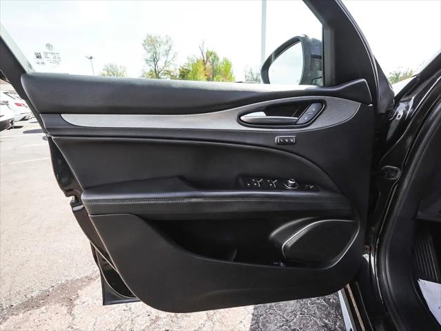 2022 Alfa Romeo Stelvio Veloce Ti AWD