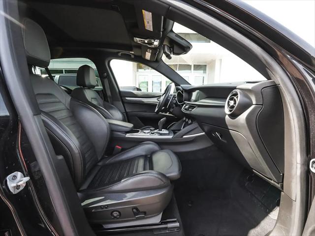 2022 Alfa Romeo Stelvio Veloce Ti AWD