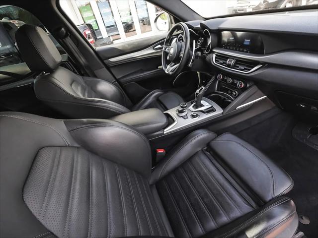 2022 Alfa Romeo Stelvio Veloce Ti AWD