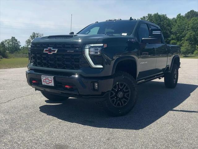 2026 Chevrolet Silverado 2500HD Crew Cab, Standard Bed, XR2, 4WD