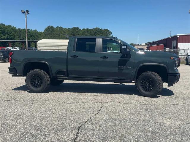 2026 Chevrolet Silverado 2500HD Crew Cab, Standard Bed, XR2, 4WD