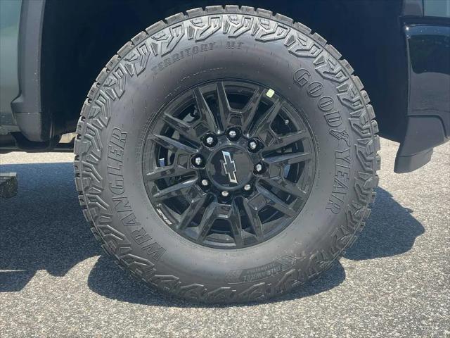 2026 Chevrolet Silverado 2500HD Crew Cab, Standard Bed, XR2, 4WD