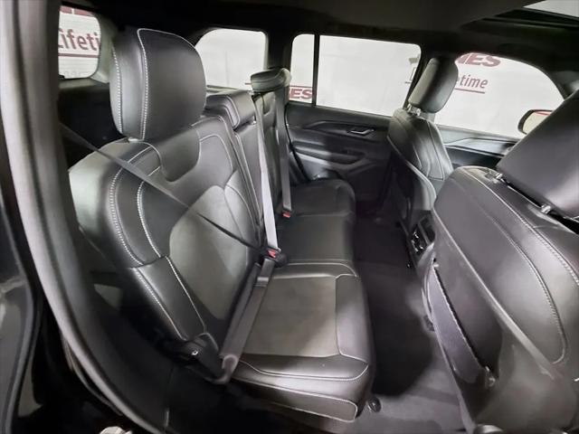 2023 Jeep Grand Cherokee Altitude 4x4