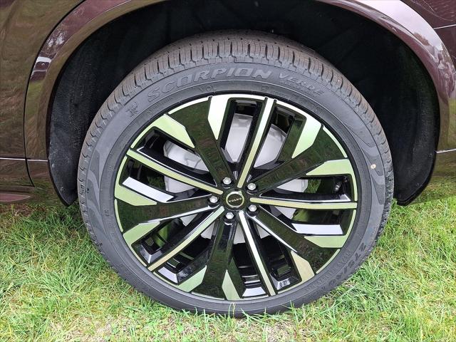 2026 Volvo XC90 Plug-In Hybrid Plus, T8 AWD, Electric/Gasoline, Bright, 7 Seats