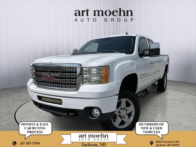 2011 GMC Sierra 4WD Crew Cab Standard Box's photo