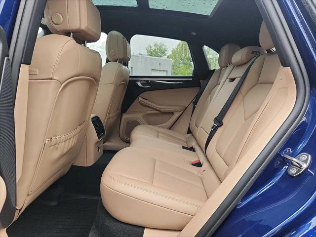 2023 Porsche Macan Macan