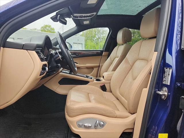 2023 Porsche Macan Macan