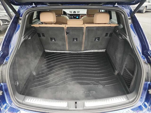 2023 Porsche Macan Macan