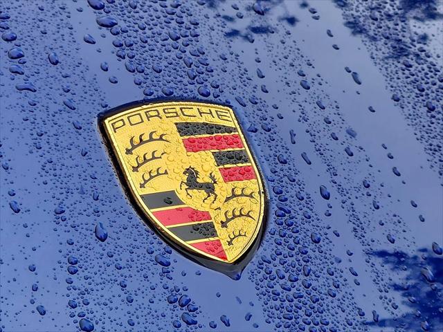2023 Porsche Macan Macan