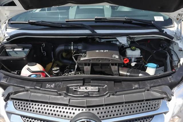 2018 Mercedes-Benz Sprinter 3500XD Chassis Standard Roof V6