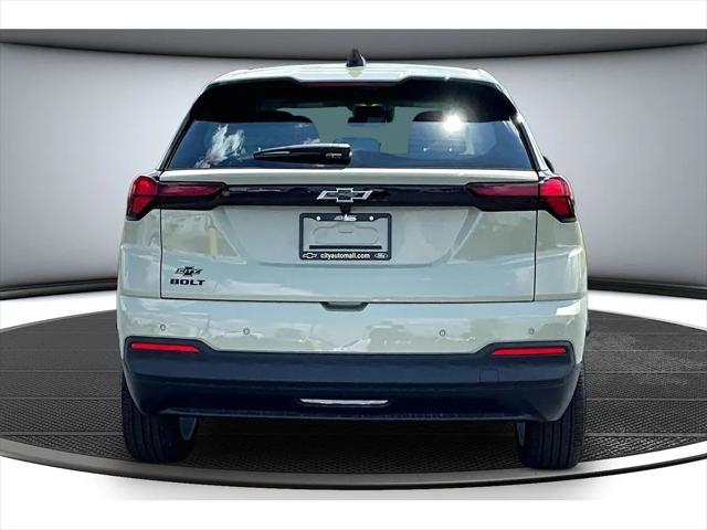 2027 Chevrolet Bolt LT FWD