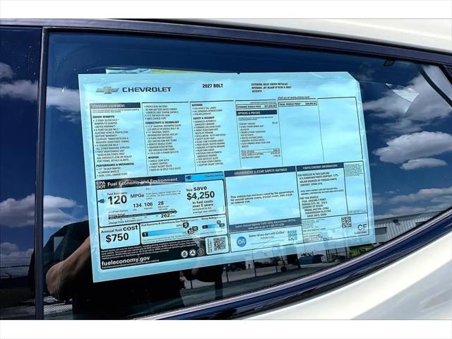 2027 Chevrolet Bolt LT FWD
