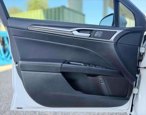 2018 Ford Fusion Hybrid SE