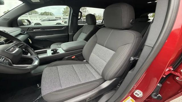 2026 GMC Acadia Elevation FWD
