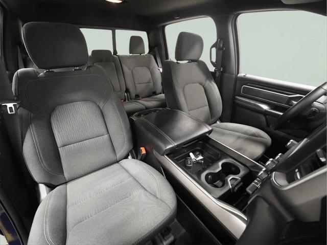 2022 Ram 1500 Big Horn Crew Cab 4x4 5'7" Box