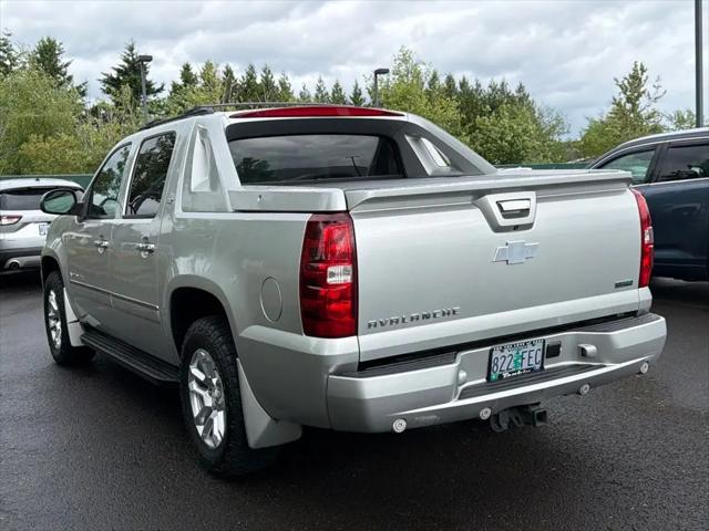2011 Chevrolet Avalanche LTZ