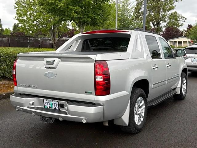 2011 Chevrolet Avalanche LTZ