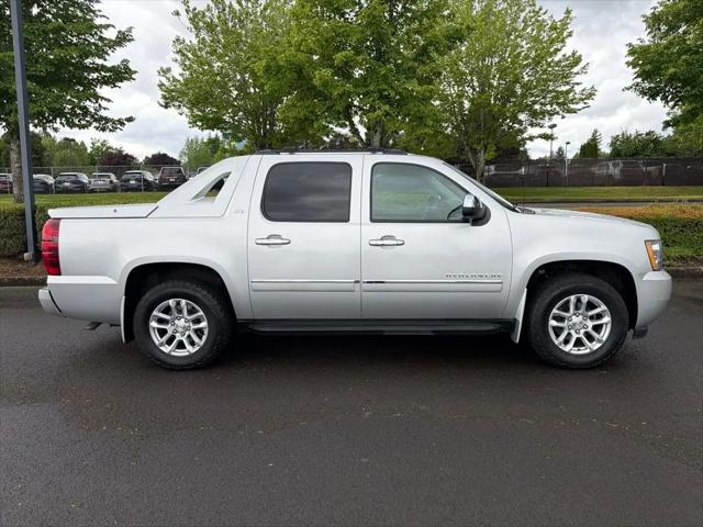 2011 Chevrolet Avalanche LTZ