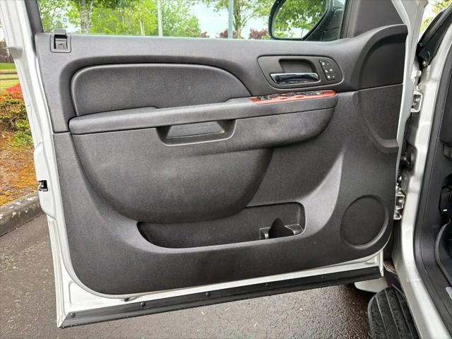 2011 Chevrolet Avalanche LTZ