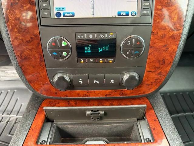 2011 Chevrolet Avalanche LTZ