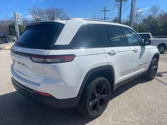 2025 Jeep Grand Cherokee Altitude X 4x4